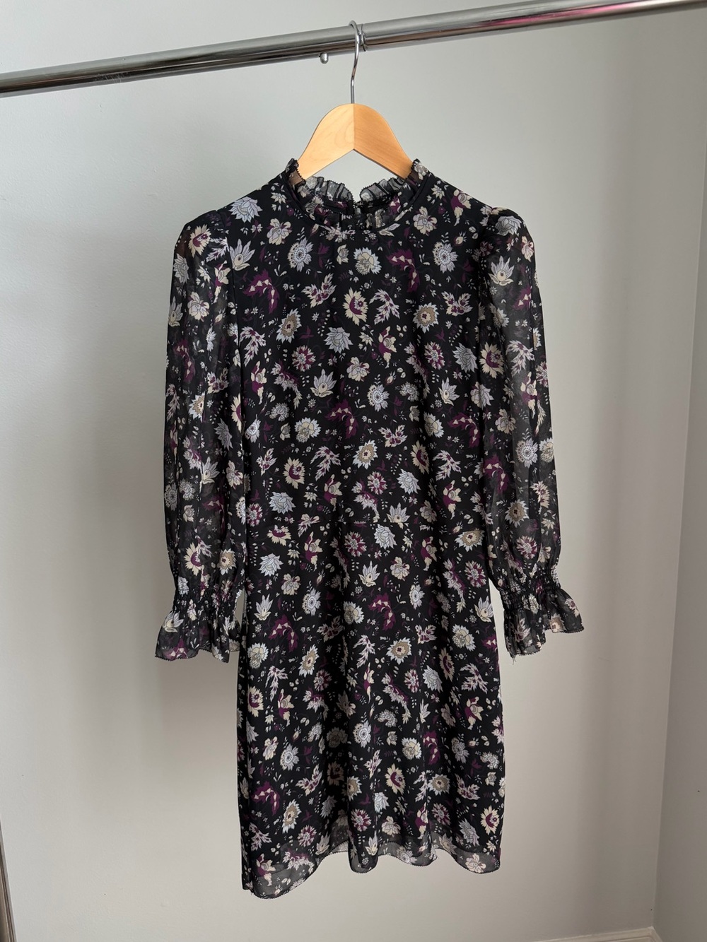 Aritzia Wilfred Swept Dress in Black/Wildberry Purple Size 2